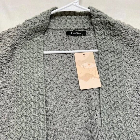 Fashion Brand Womens Medium Open Front Cardigan Grey Cozy Plush Waist Length NWT - Picture 6 of 6